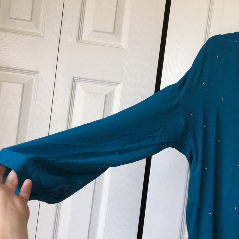 Blouse - Picture 2 of 4